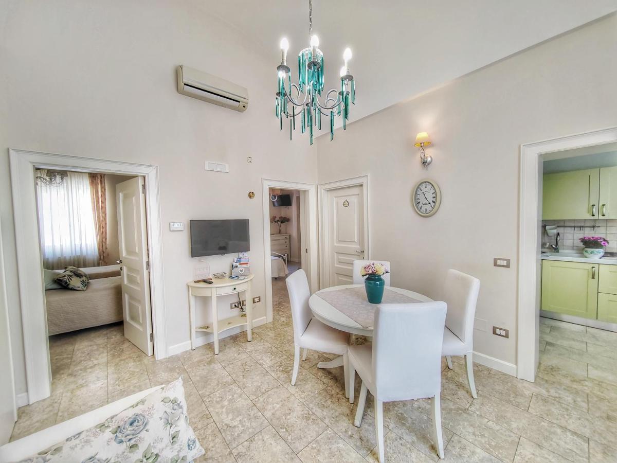 הוילה מונופולי Palazzina Cavour מראה חיצוני תמונה